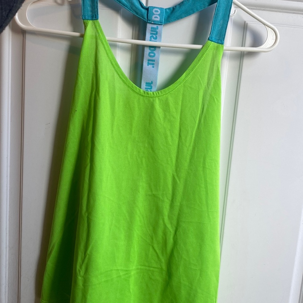 Nike tank top, size S, moderately worn.